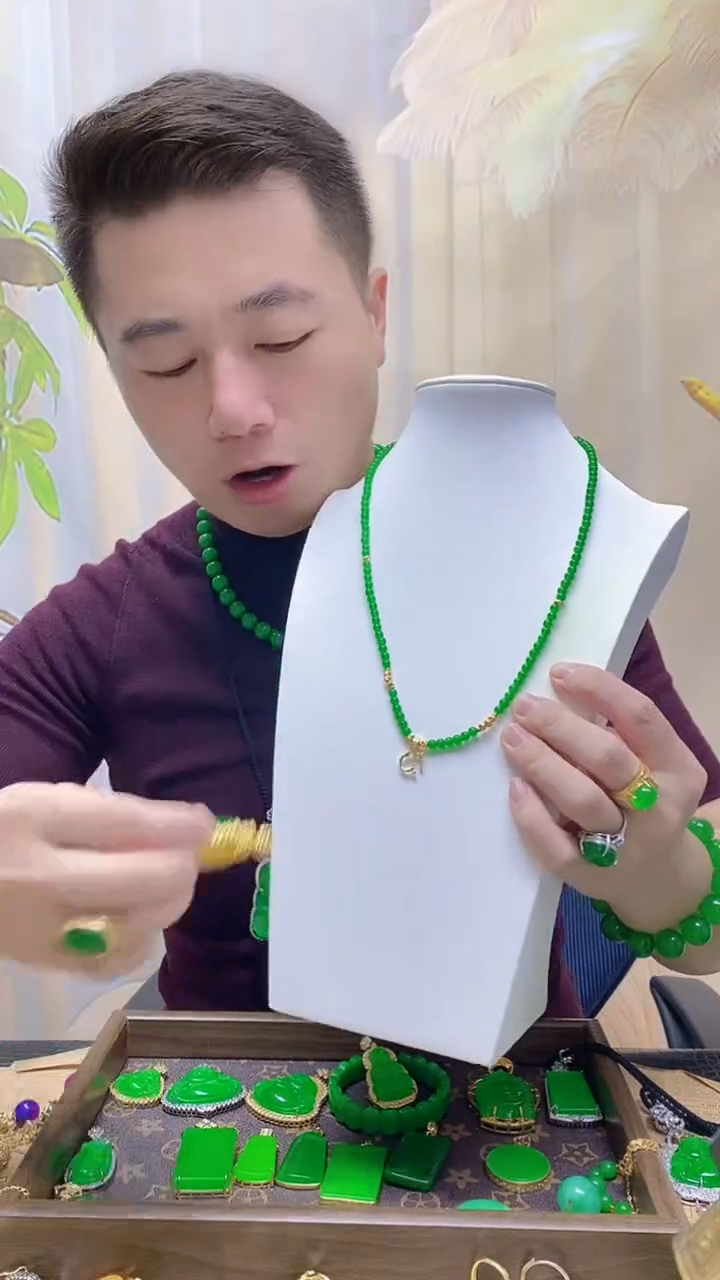 项链14K金镶嵌翡翠翡翠项链