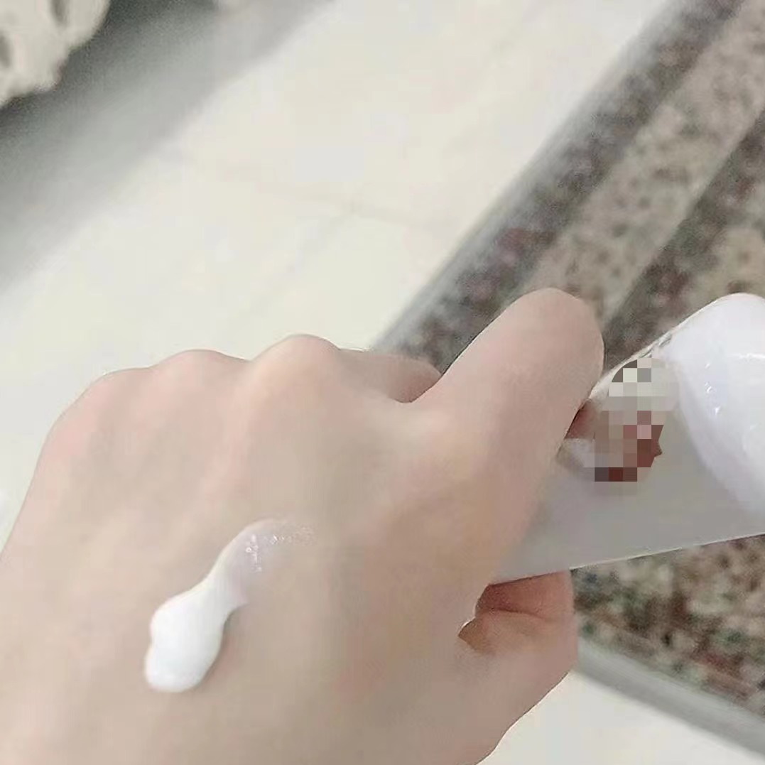 002直播间 精华乳 护手霜0529