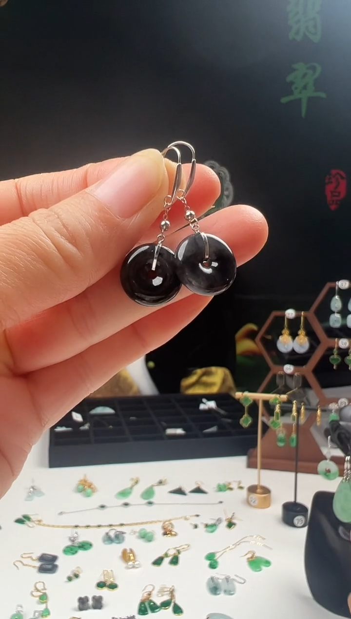 吊坠(赠链)18K金镶嵌翡翠001