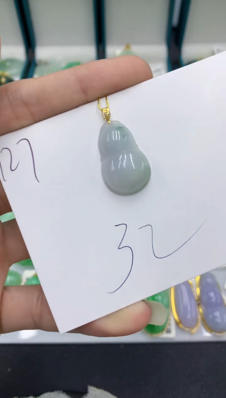 【闪购商品】翡翠颈饰18K金镶嵌翡翠