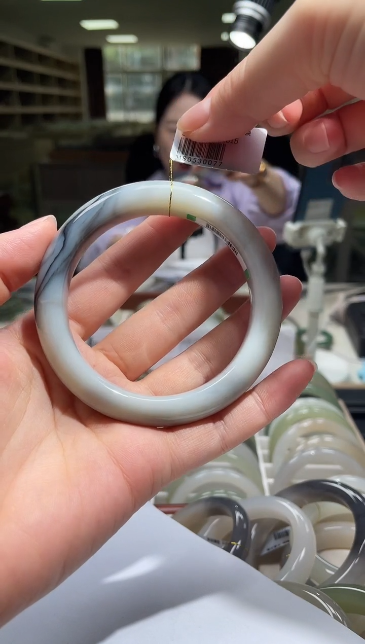 未镶嵌手镯和田玉58-60圈口 0077