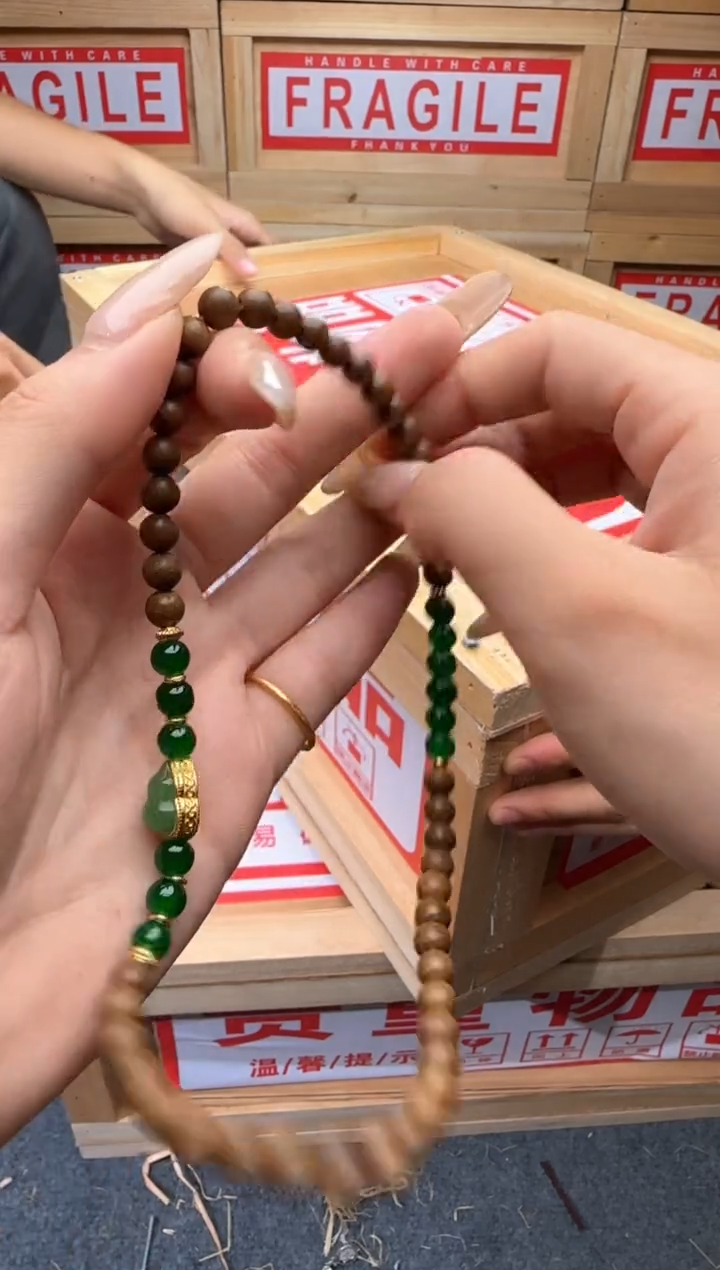 精美手串（无礼盒）