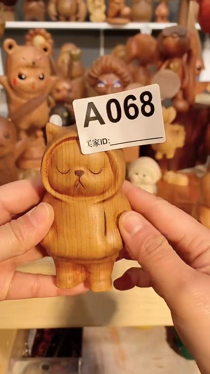 【闪购商品】木木雕摆件可爱卡通