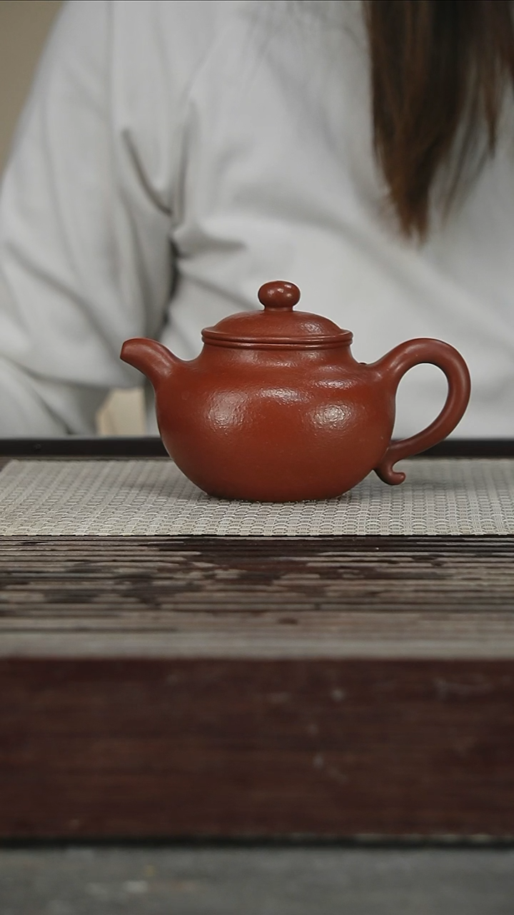 茶壶紫砂66号260CC