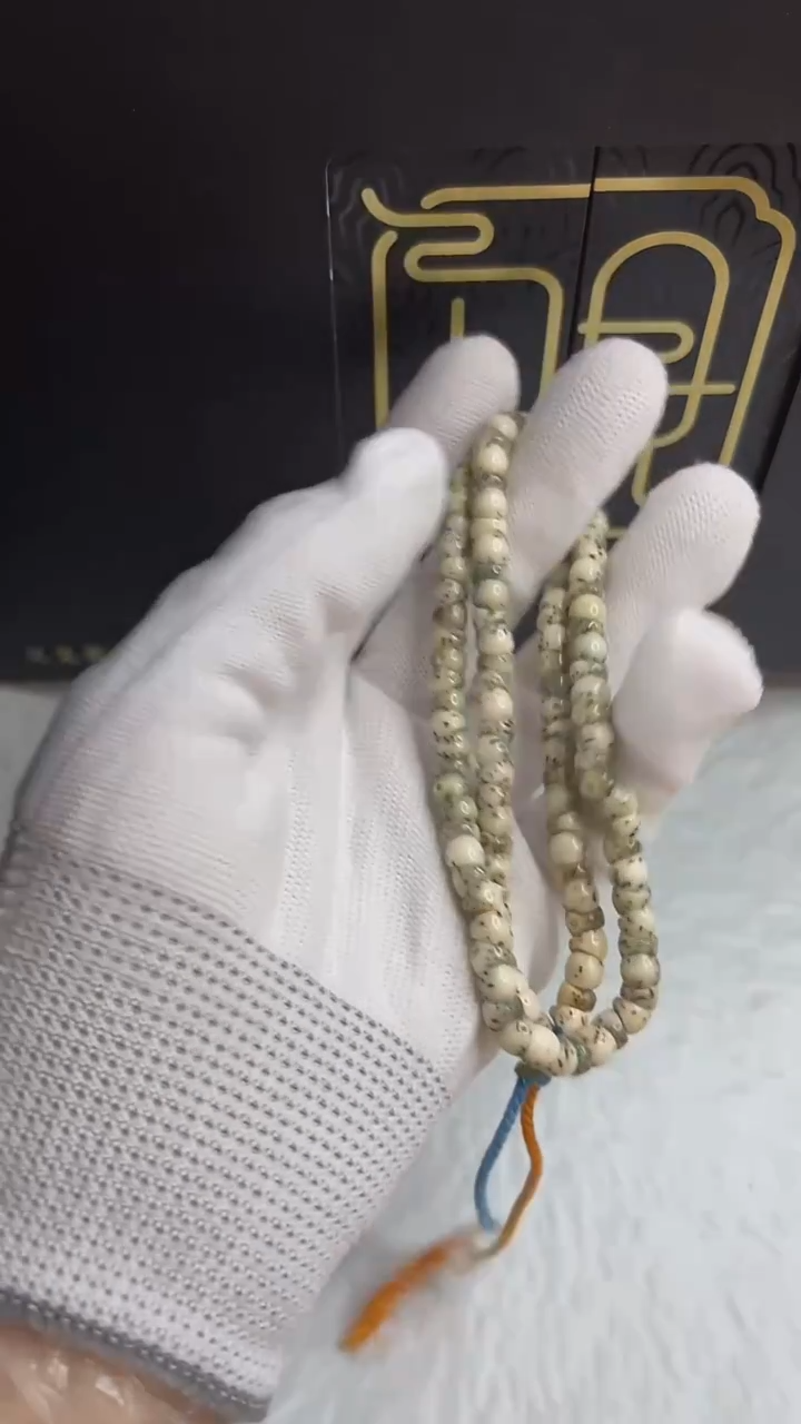 手串星月菩提小驼包6.a085