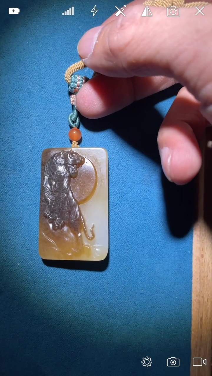 和田玉未镶嵌XT上山虎吊坠