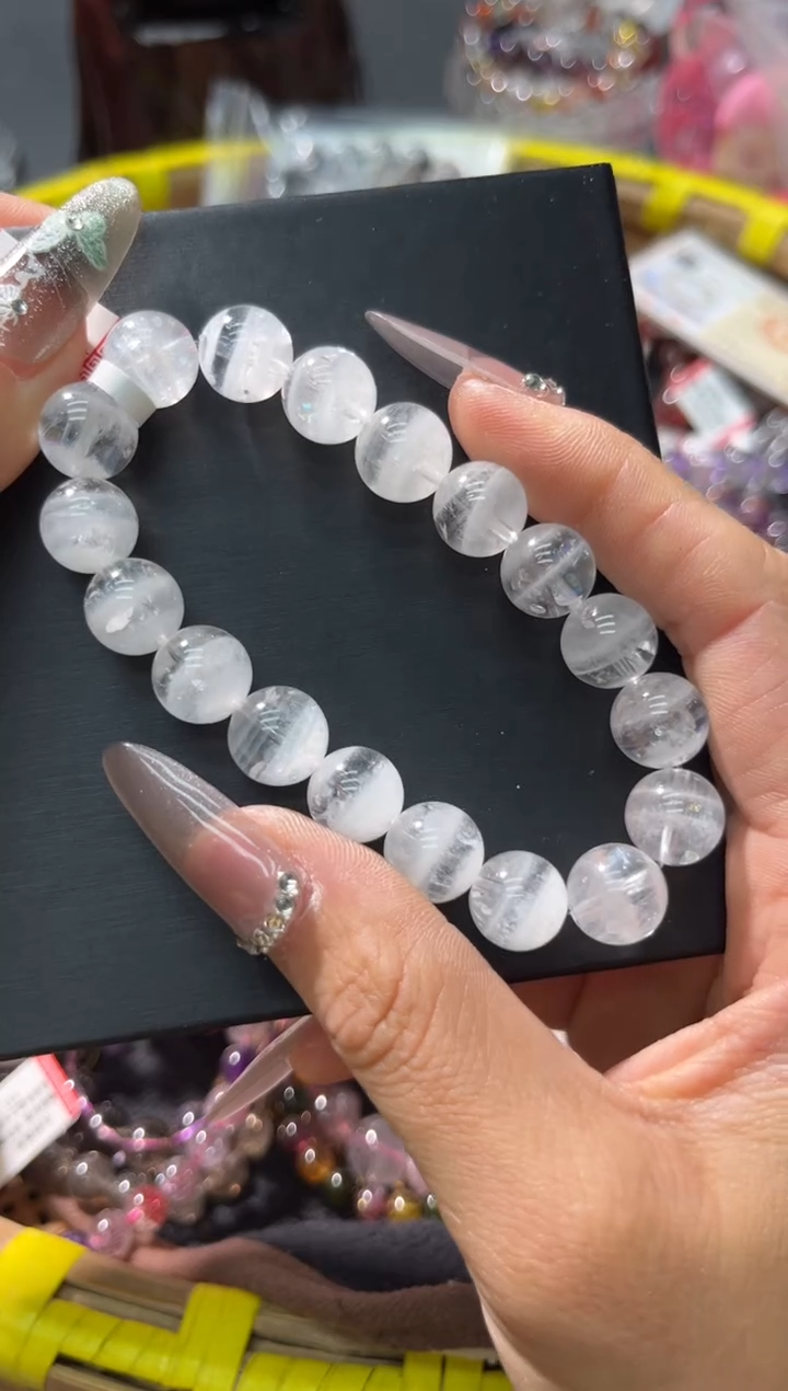 【闪购商品】水晶手链未镶嵌250多样性发其一/