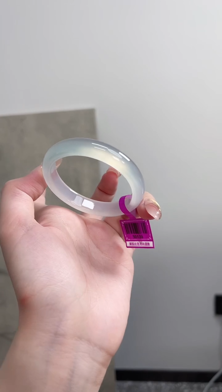 【闪购商品】玛瑙/玉髓手镯未镶嵌54圈 需要包容