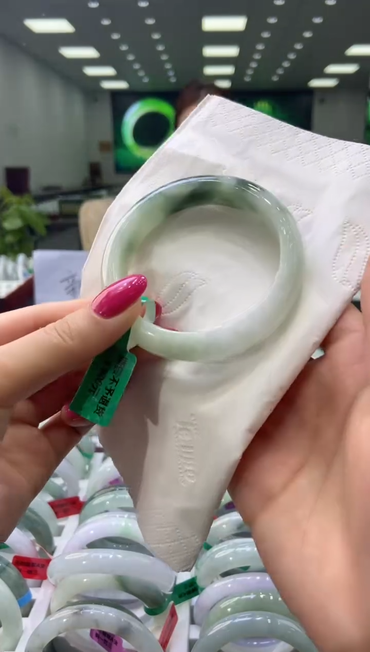 未镶嵌手镯翡翠0043065