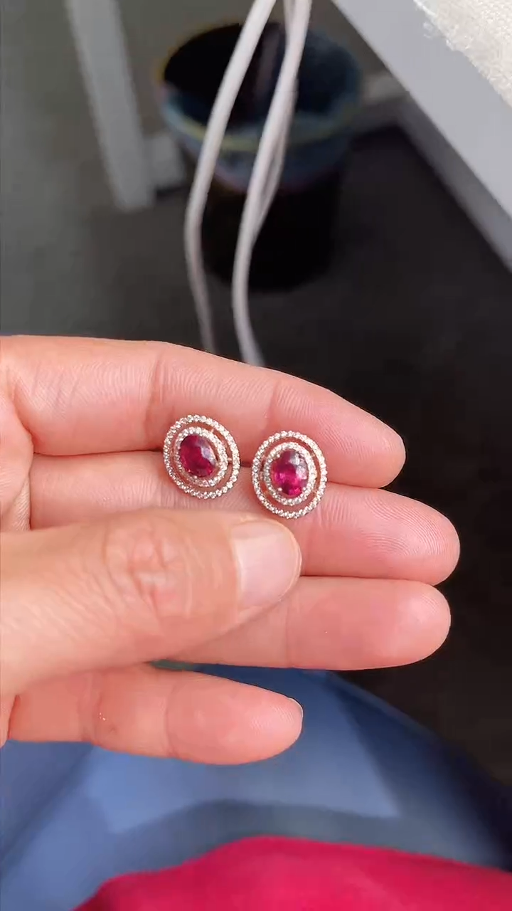 【闪购商品】石榴石（芬达石）耳饰银S925镶嵌耳钉