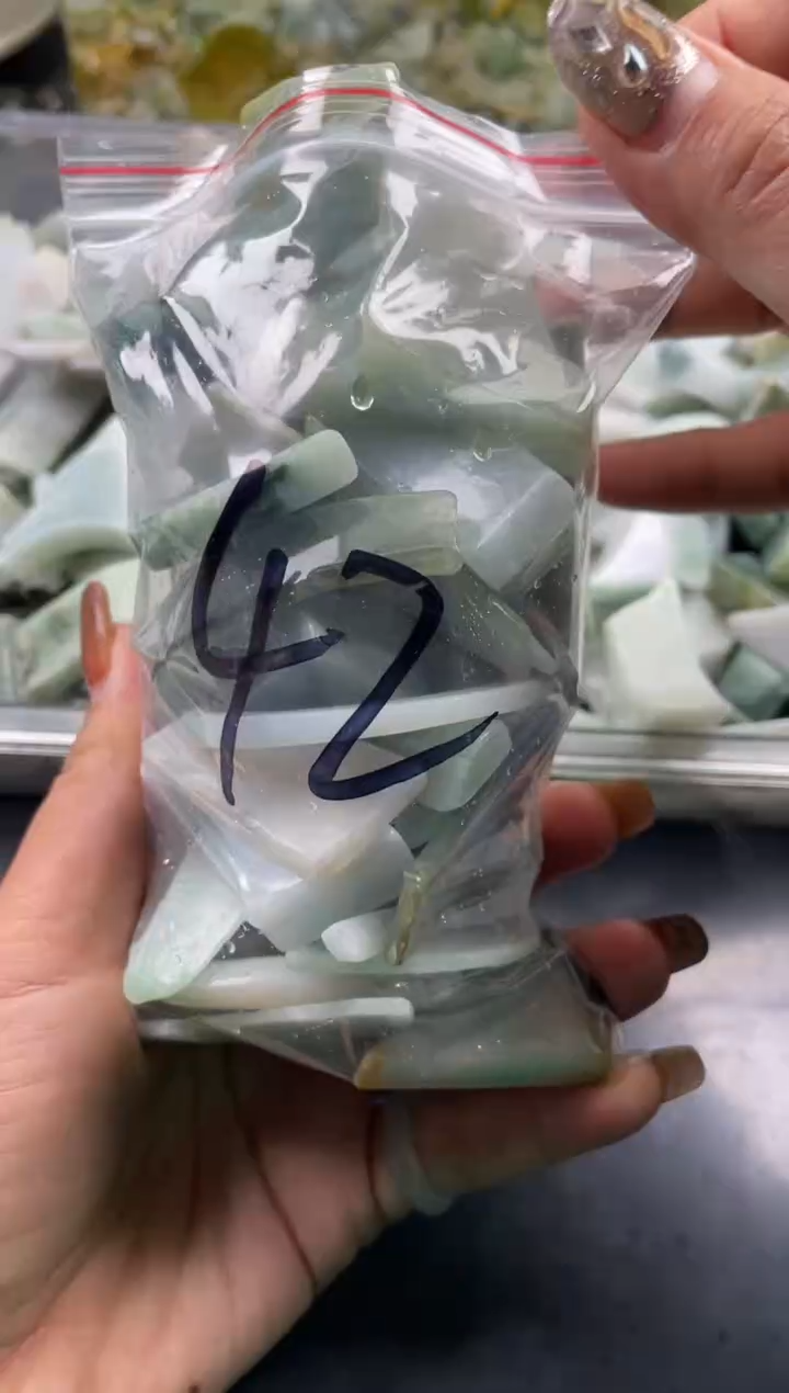 配石翡翠天然翡翠大号500克42