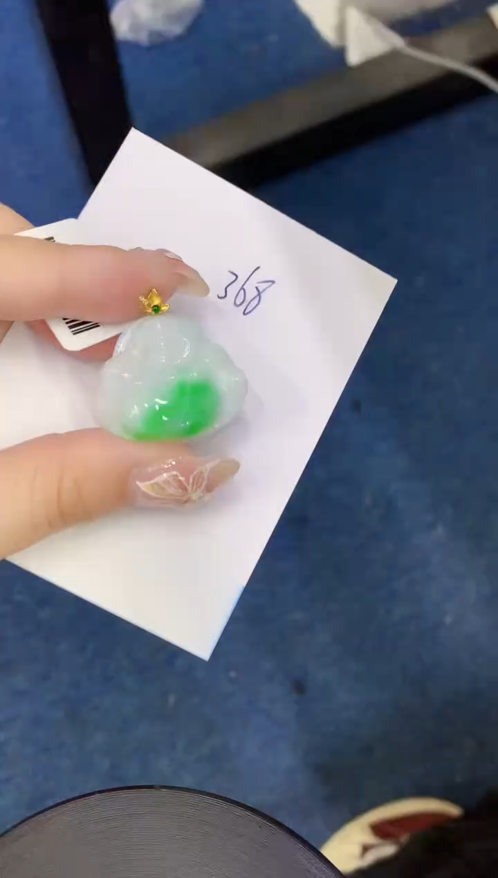 【闪购商品】翡翠颈饰18K金镶嵌000000000000