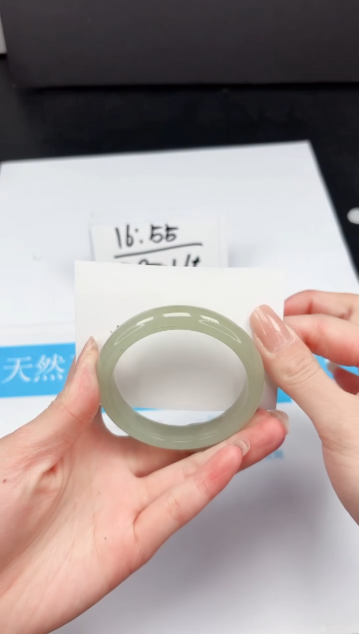 【闪购商品】石英质玉手镯未镶嵌167-57.1