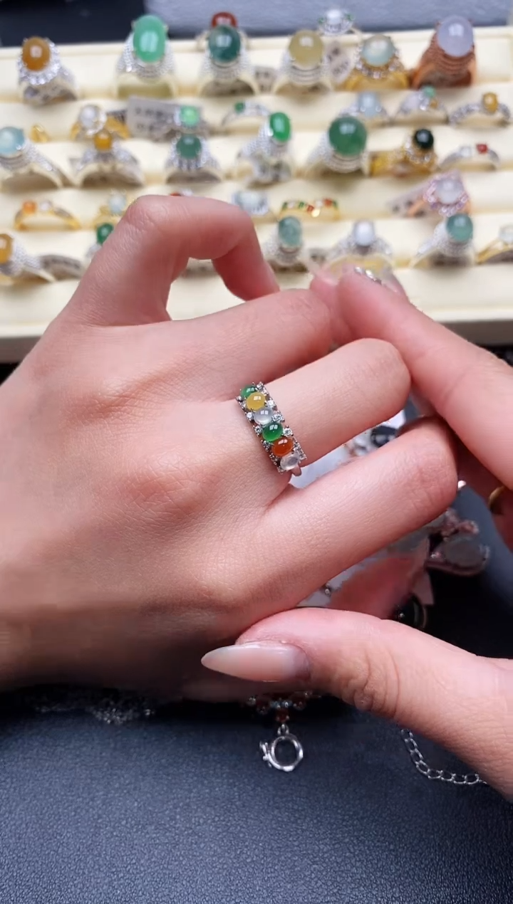 【闪购商品】翡翠戒指银S925镶嵌888888+5