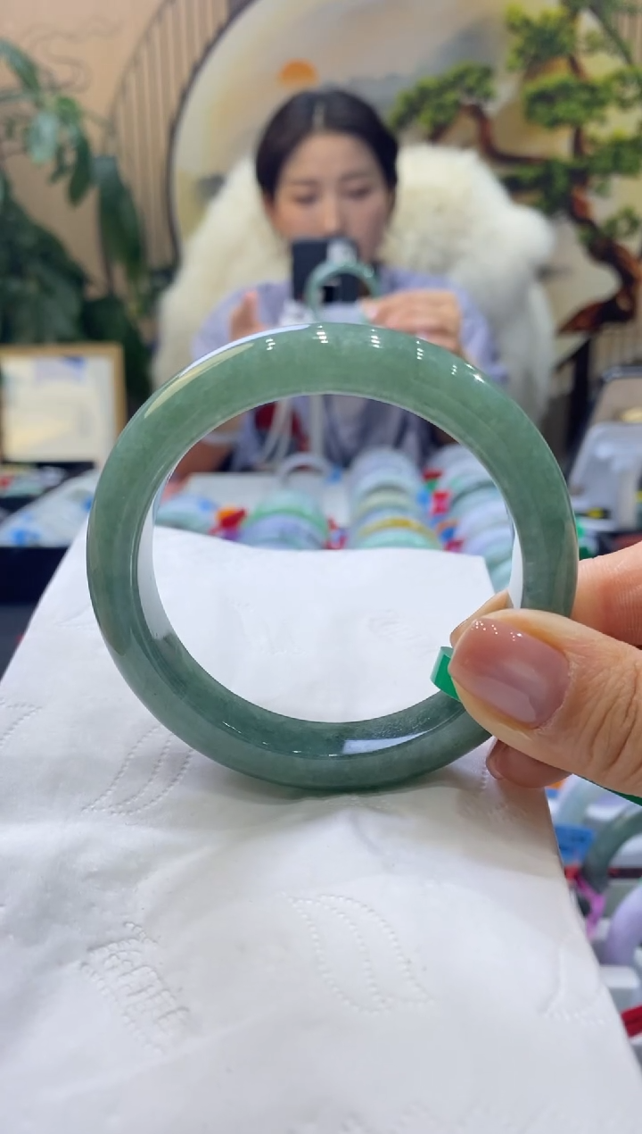 【闪购商品】翡翠手镯未镶嵌99901866