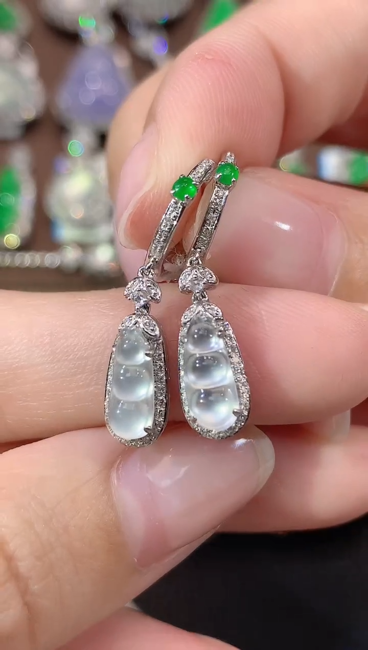 18K金镶嵌翡翠耳饰A72 多样性发一对