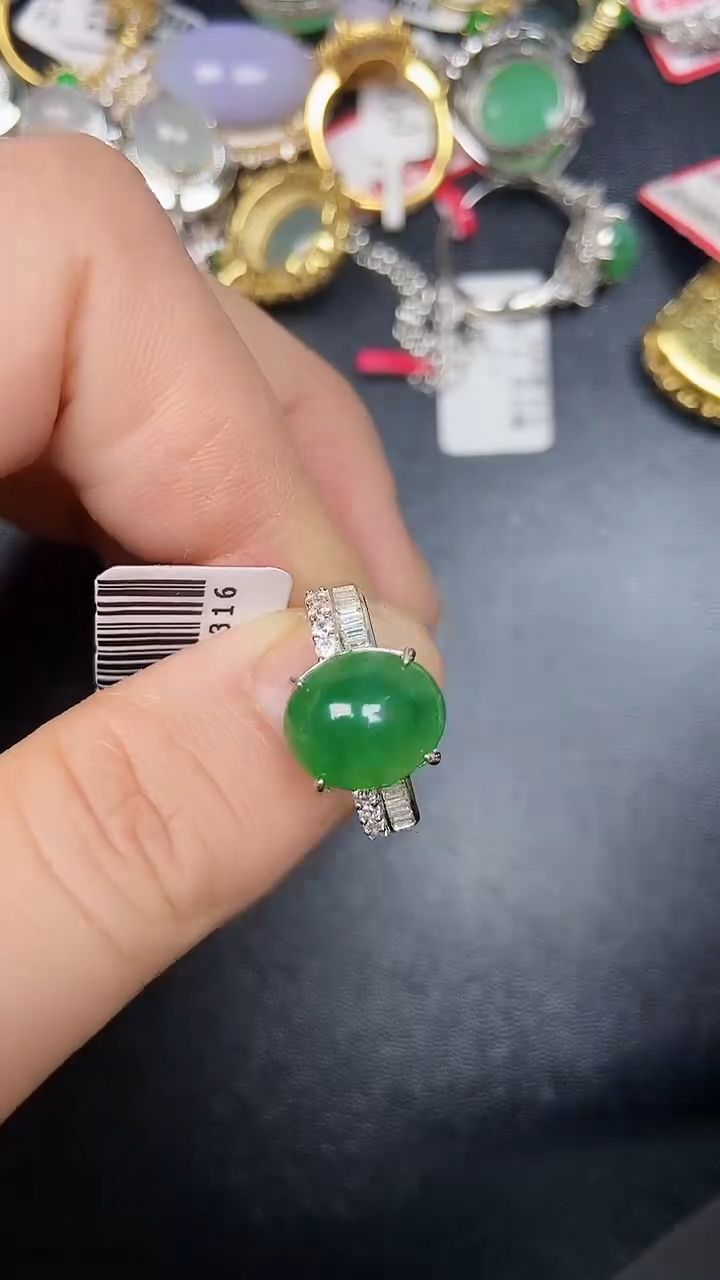 银S925镶嵌戒指翡翠1600