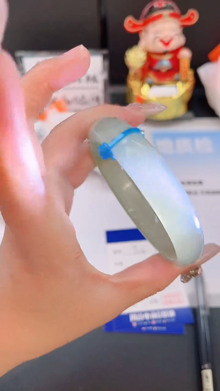 未镶嵌手镯石英质玉30T15-63