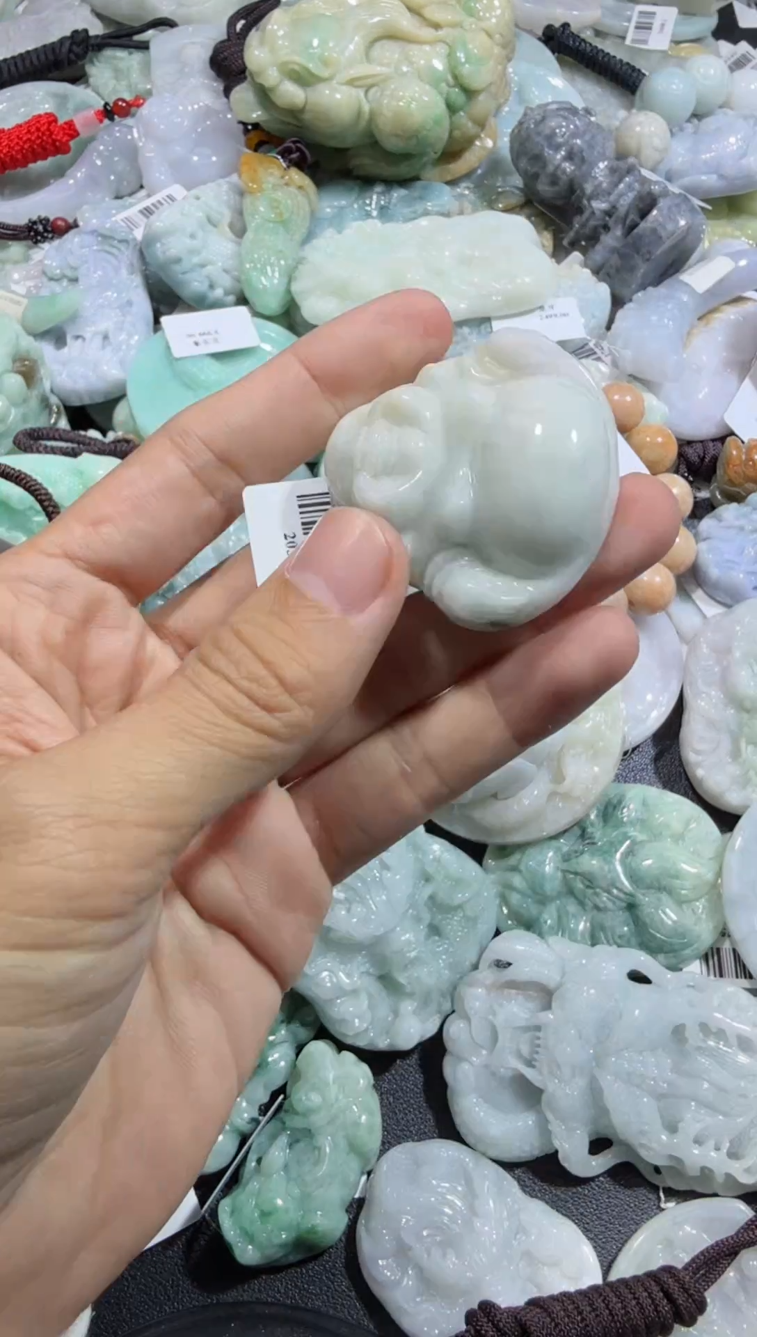 【闪购商品】翡翠颈饰未镶嵌00012407