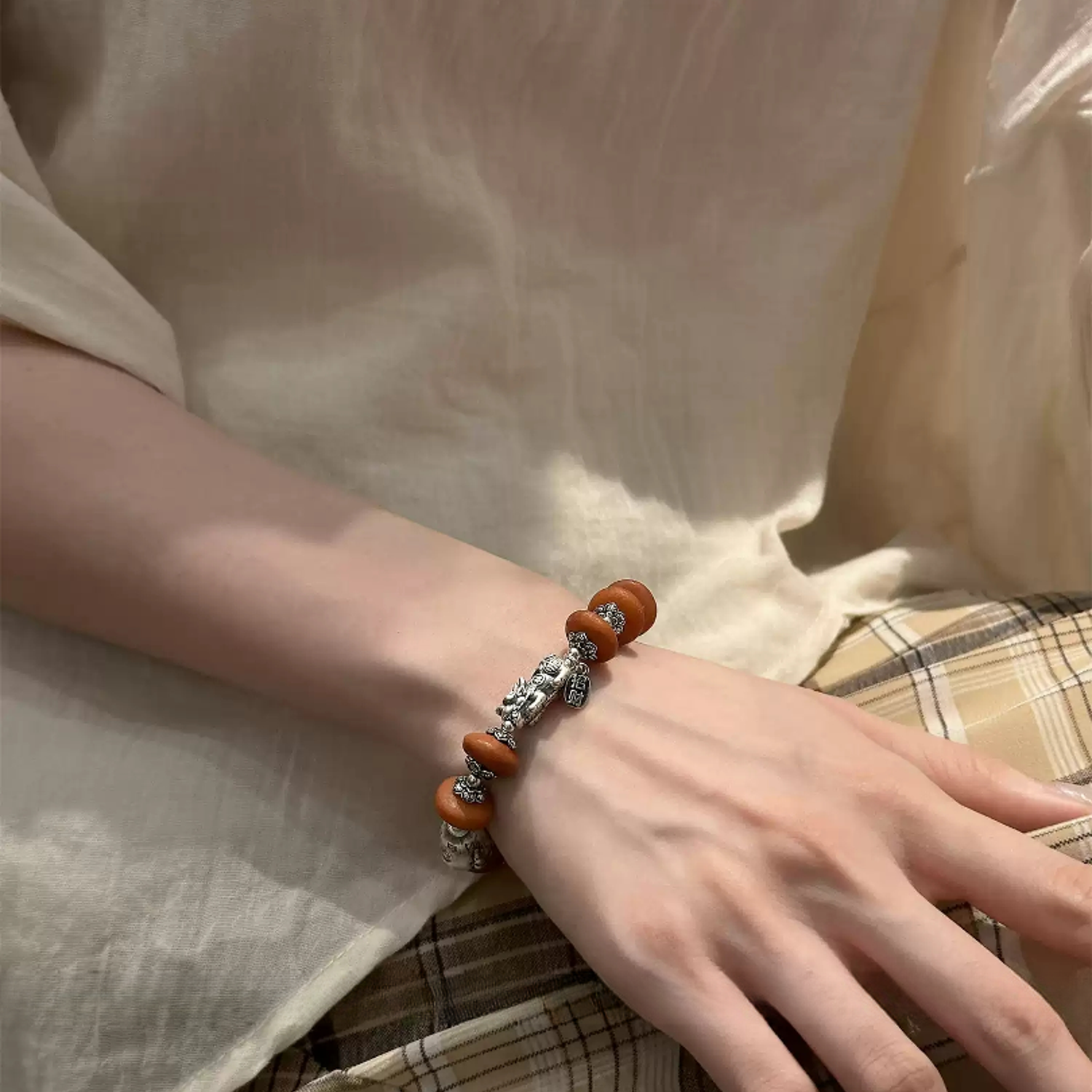 足银手链 S11132 貔貅财源滚滚桶珠招财纳福招运尾坠手链