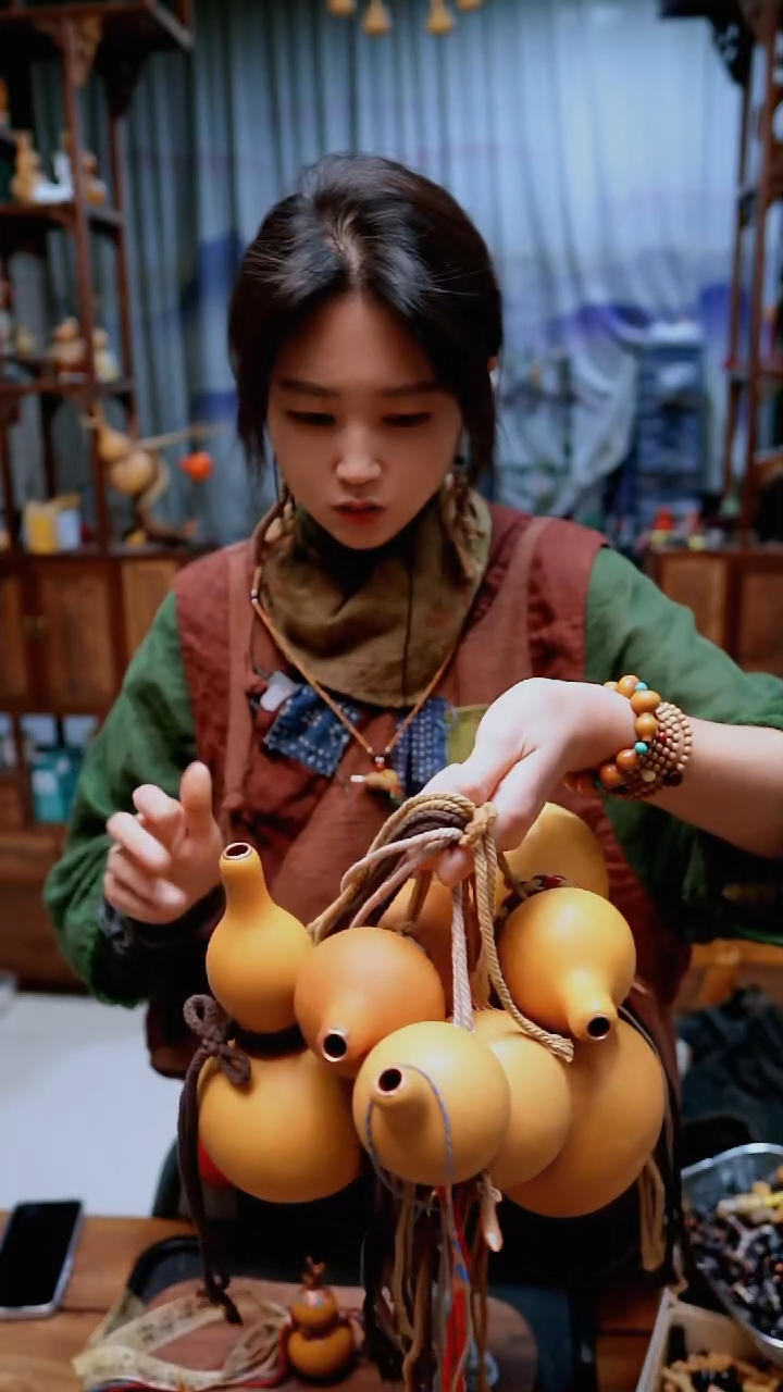 【路师傅原创手作天然葫芦】一物一图 编号Q50  5把