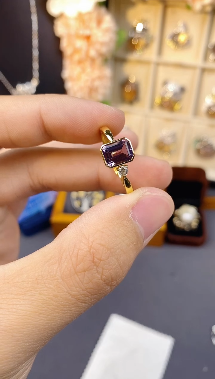 【闪购商品】紫晶戒指银S925镶嵌带证书