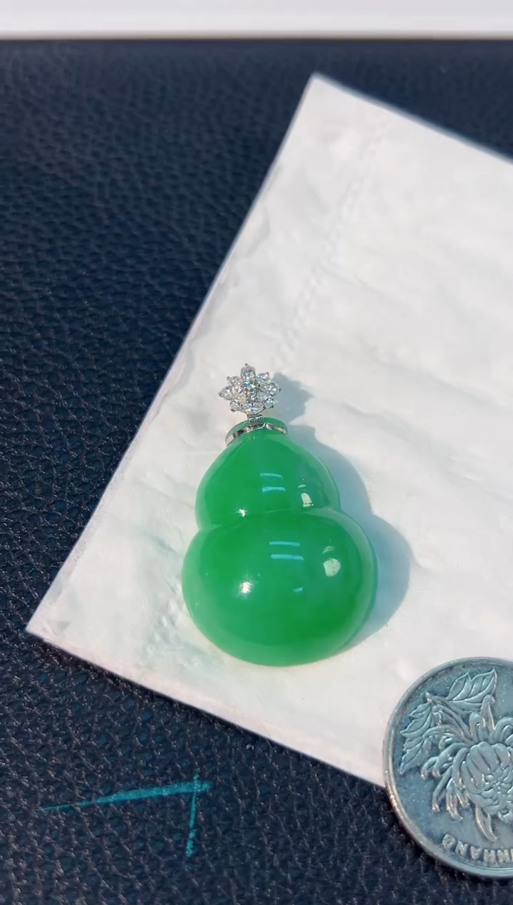 颈饰18K金镶嵌翡翠 缅料A货/支持复检/一件