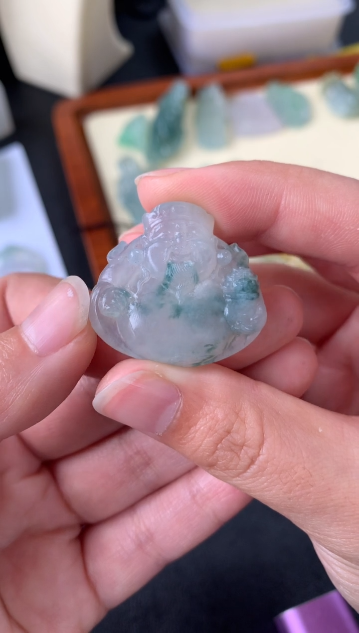 【闪购商品】定制翡翠未镶嵌翡翠