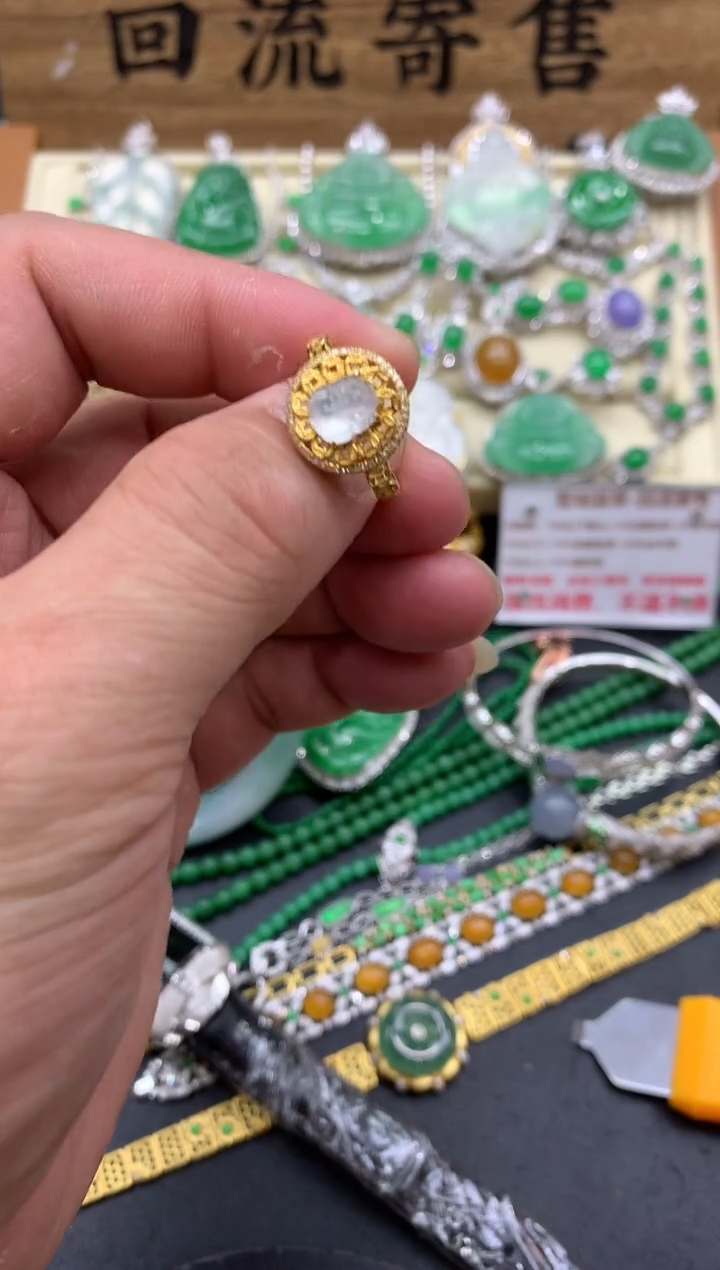【闪购商品】翡翠戒指18K金镶嵌375-中国好珍宝