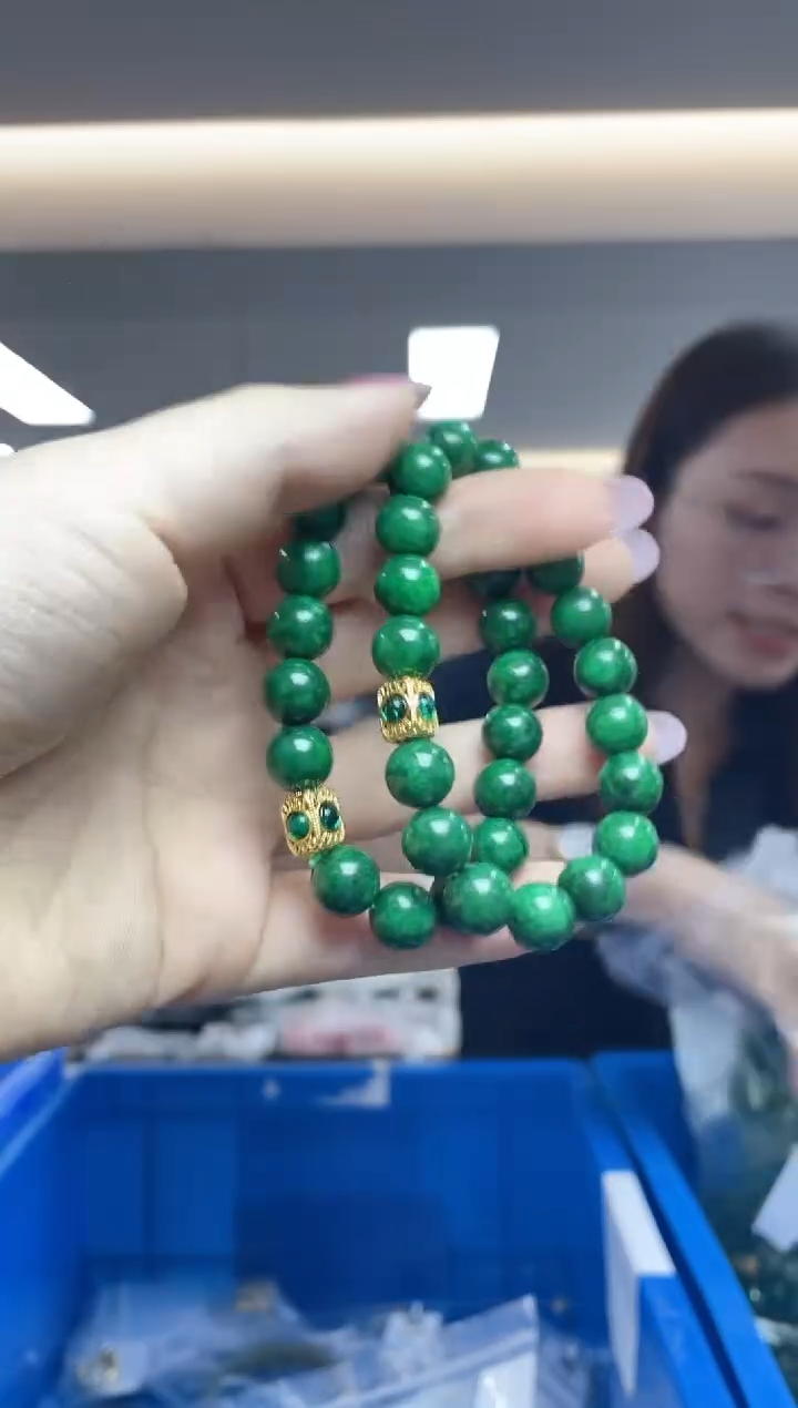 未镶嵌手串翡翠（多样性发一件）