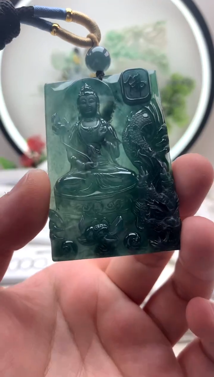 颈饰未镶嵌翡翠大势至