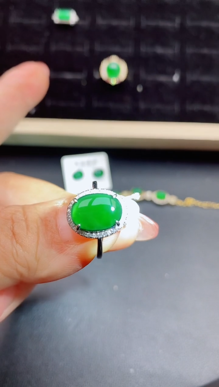 【闪购商品】翡翠戒指银S925镶嵌1212