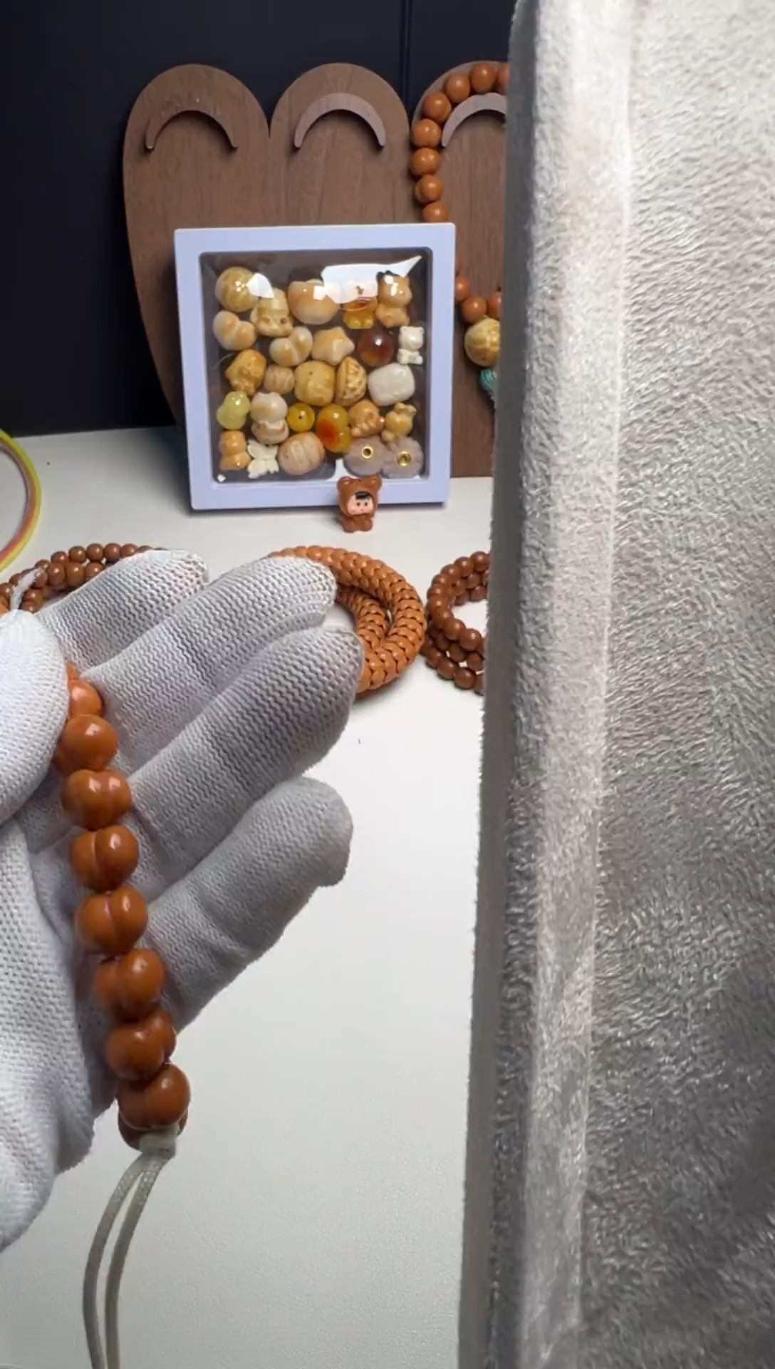 手串猴头核桃成****。屁桃