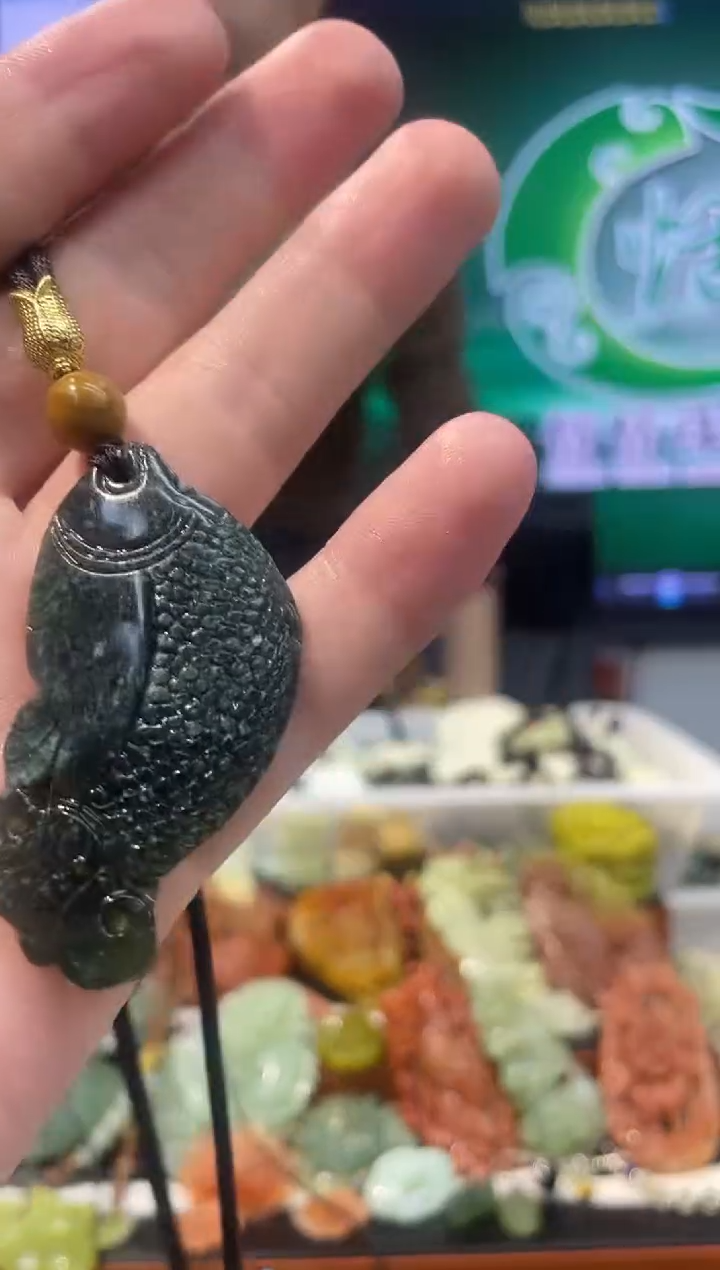 【闪购商品】岫玉吊坠未镶嵌·多样性发货*拍一发一