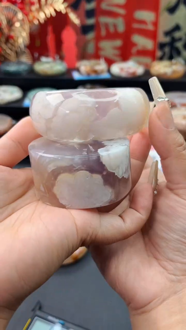 【闪购商品】石英质玉手镯未镶嵌赠送镯心（58圈口）