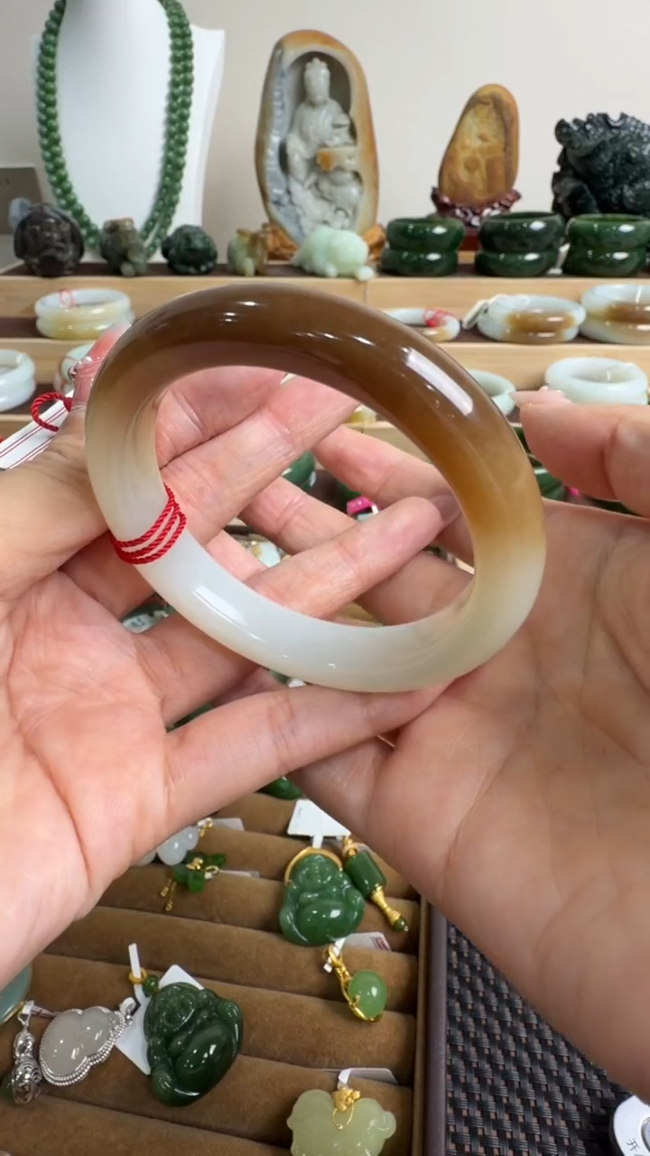 颈饰未镶嵌和田玉手镯54