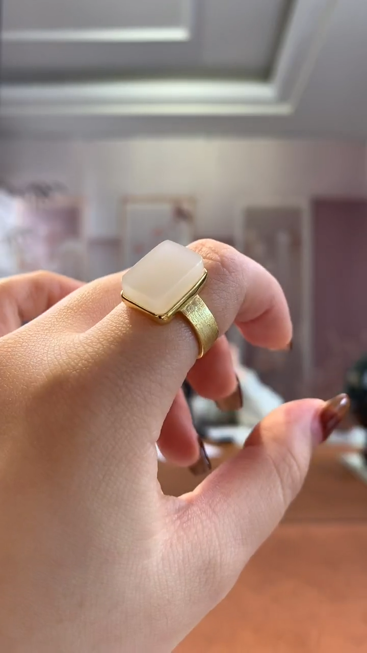 银S925镶嵌和田玉挂件蜷****?和田玉方形戒指