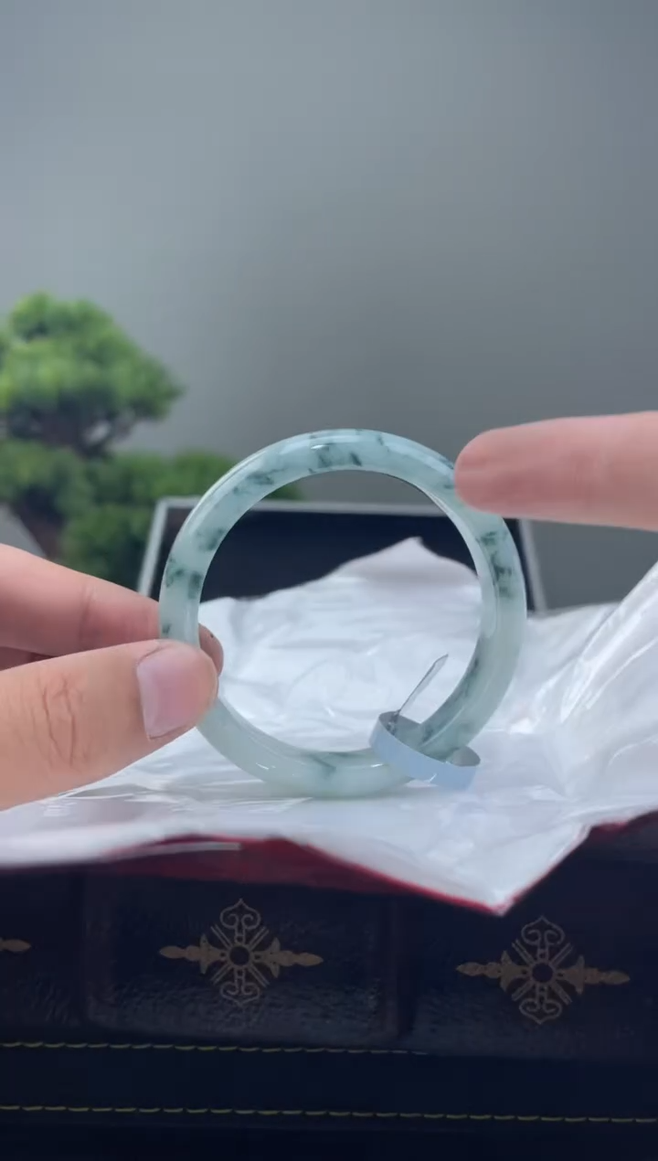 【闪购商品】翡翠手镯未镶嵌手镯14