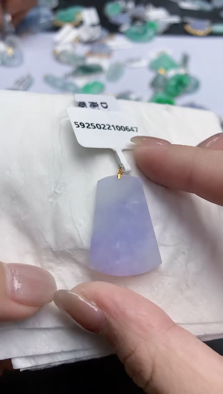 【闪购商品】翡翠颈饰18K金镶嵌天然缅甸翡翠A货