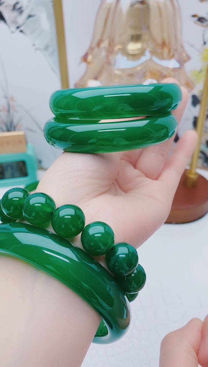 【闪购商品】玛瑙/玉髓手镯未镶嵌玛瑙手镯