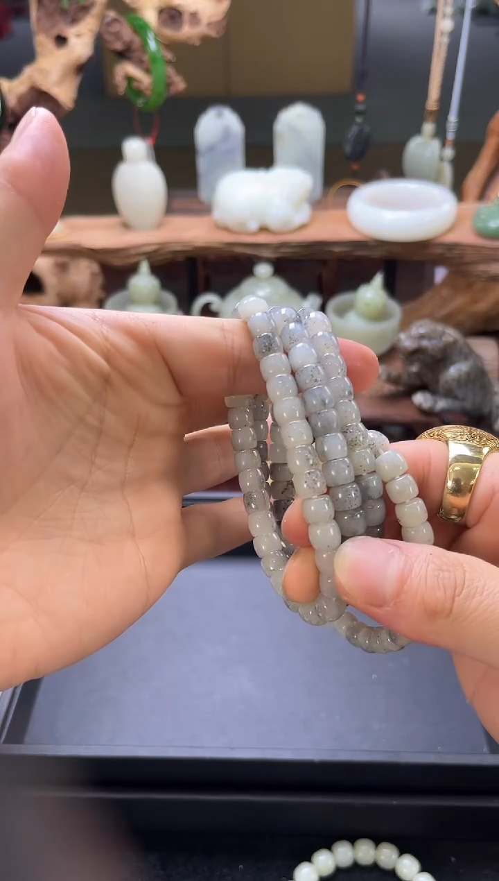 【闪购商品】和田玉手串未镶嵌卡8且末青花 极限弧 多样性发一