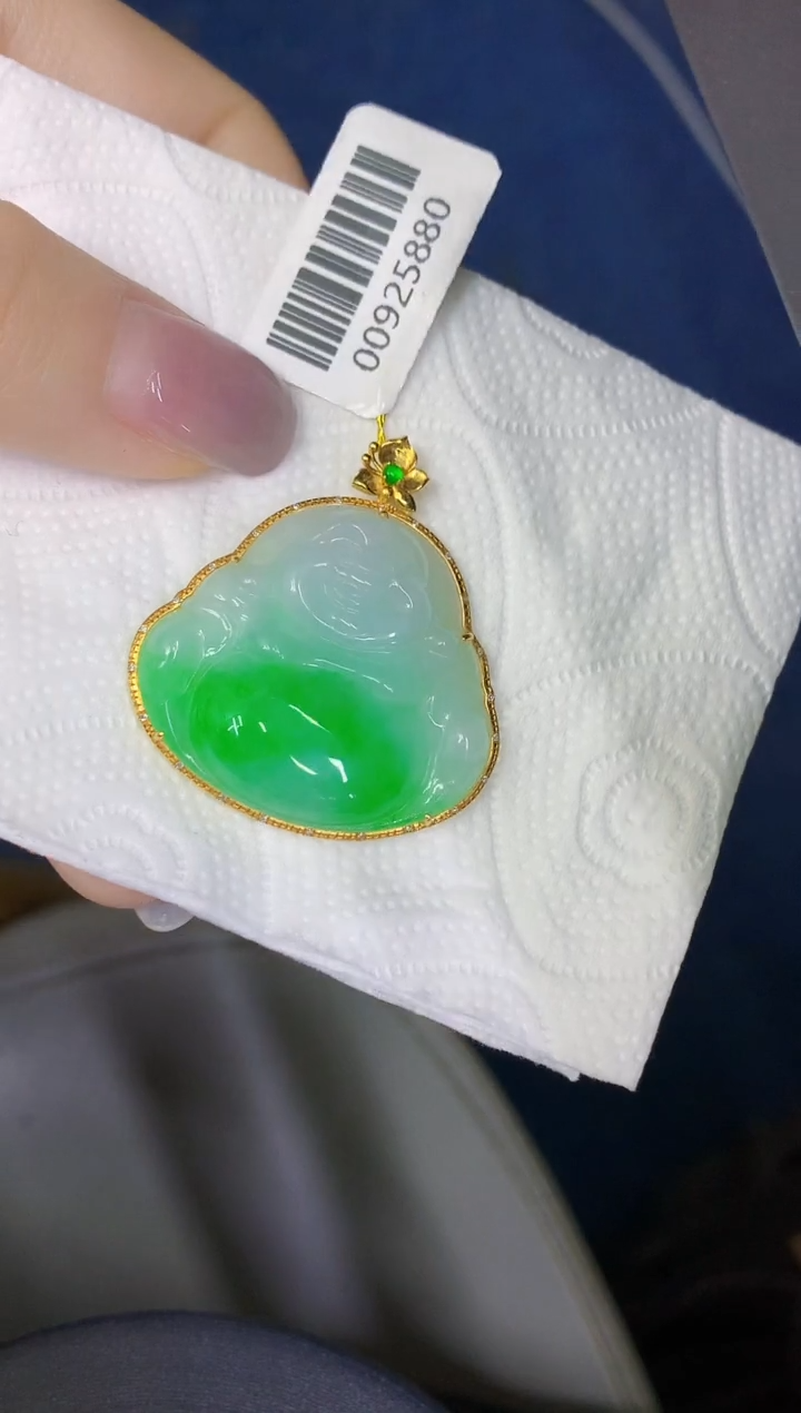 颈饰18K金镶嵌翡翠缅甸天然翡翠A货