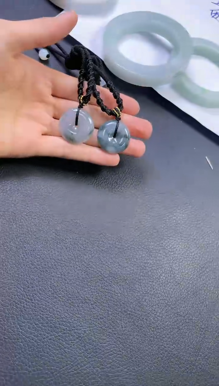 【闪购商品】翡翠挂件未镶嵌平安扣多样性发一件