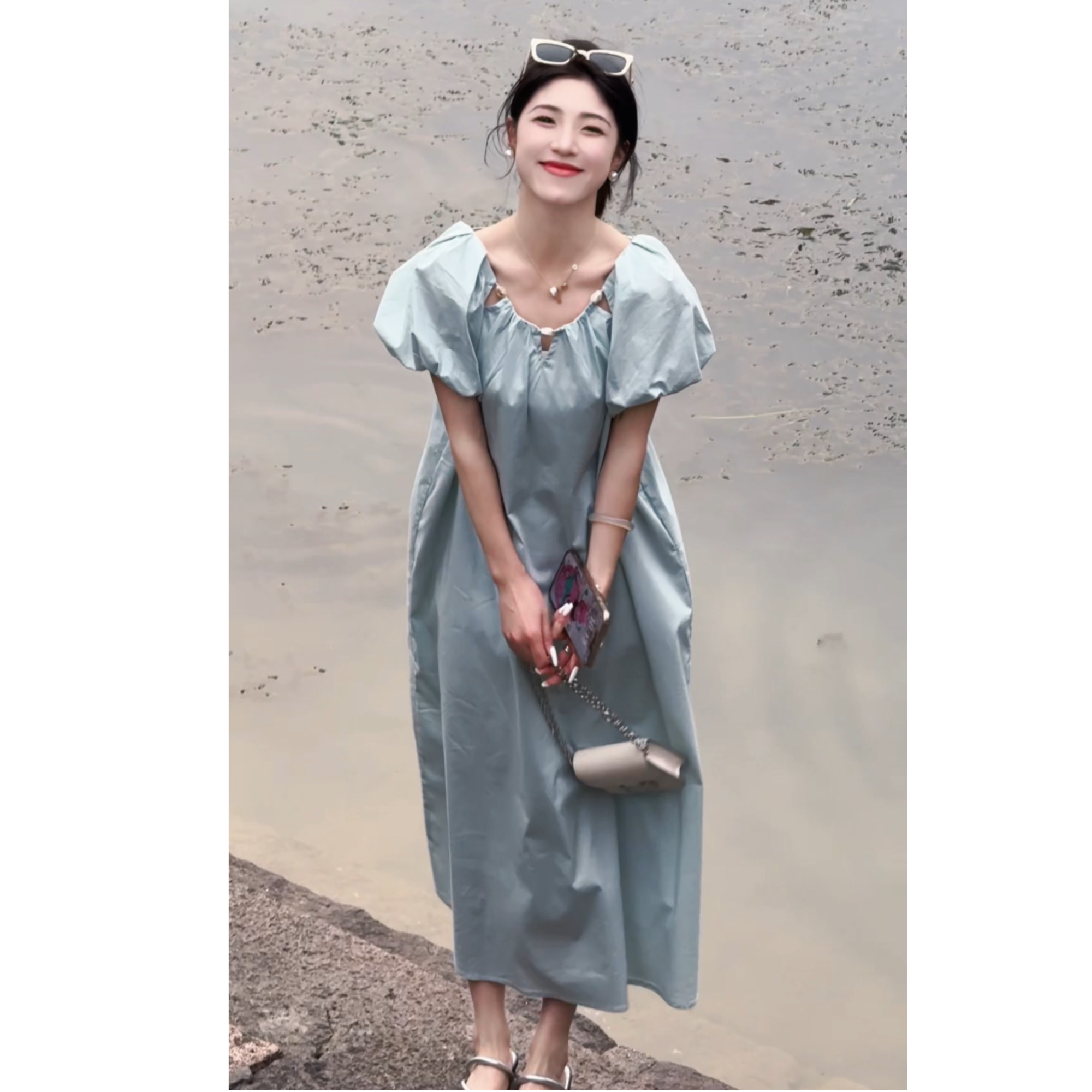 【凌凌专属】慵懒氛围感度假空系带泡泡袖连衣裙