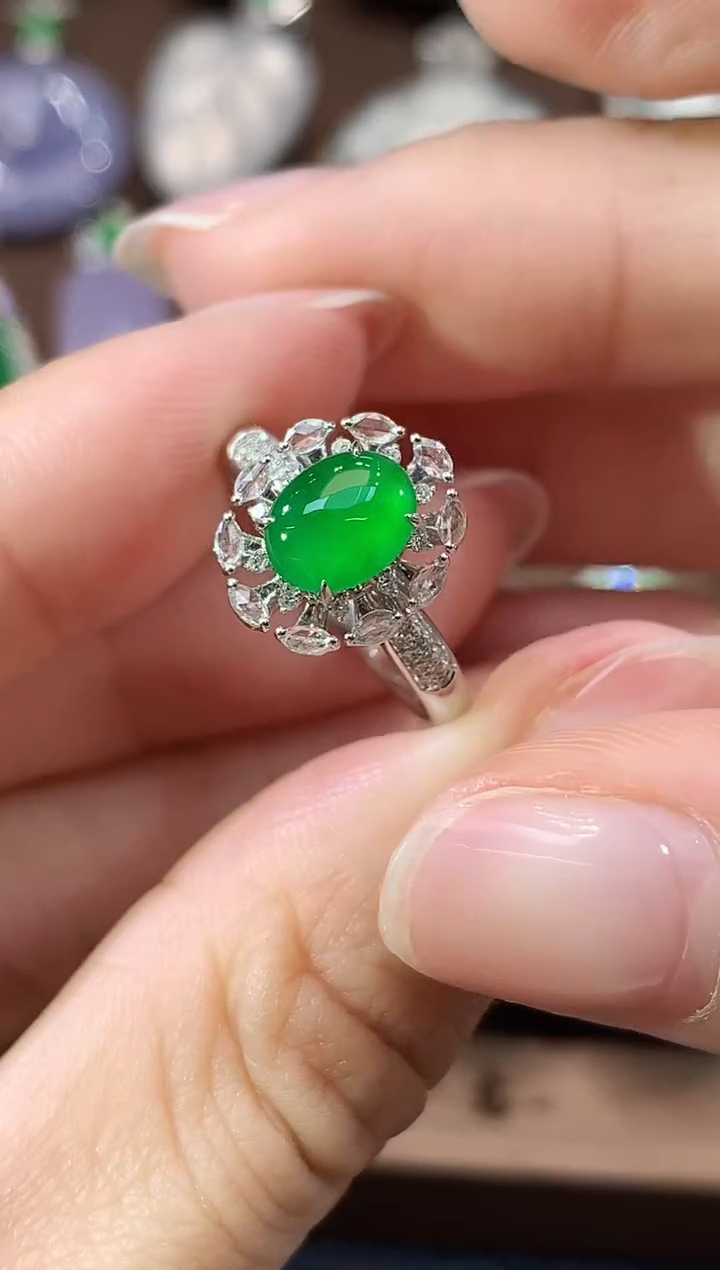 18K金镶嵌戒指翡翠D28