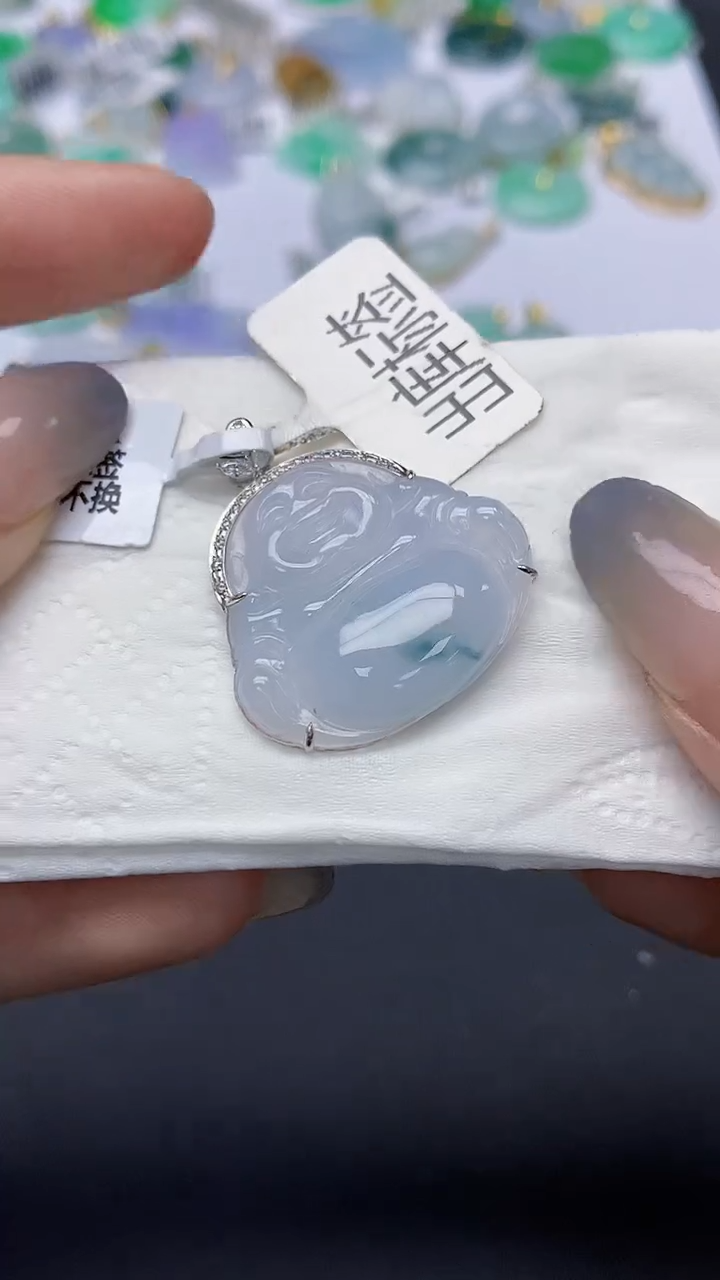 翡翠18K金镶嵌颈饰天然缅甸a货翡翠