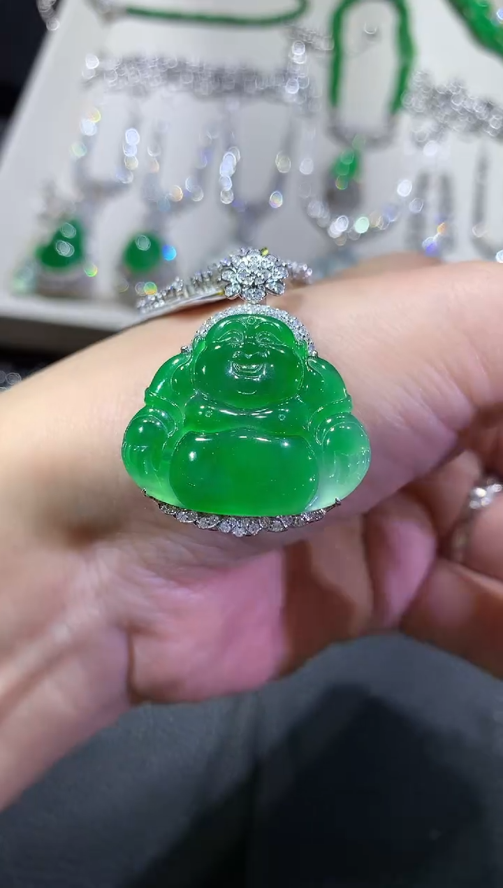 【闪购商品】翡翠吊坠(不含链)18K金镶嵌50-佛公（不含链与扣头