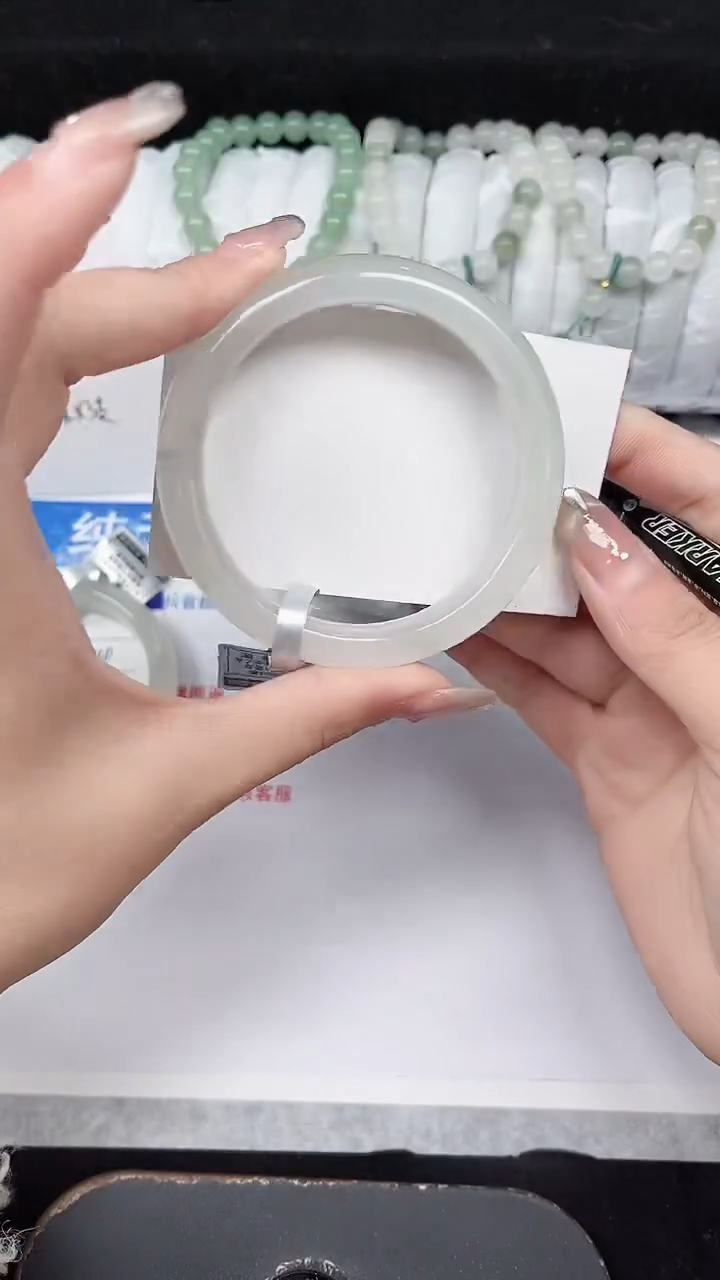 未镶嵌手镯石英质玉158-57/58