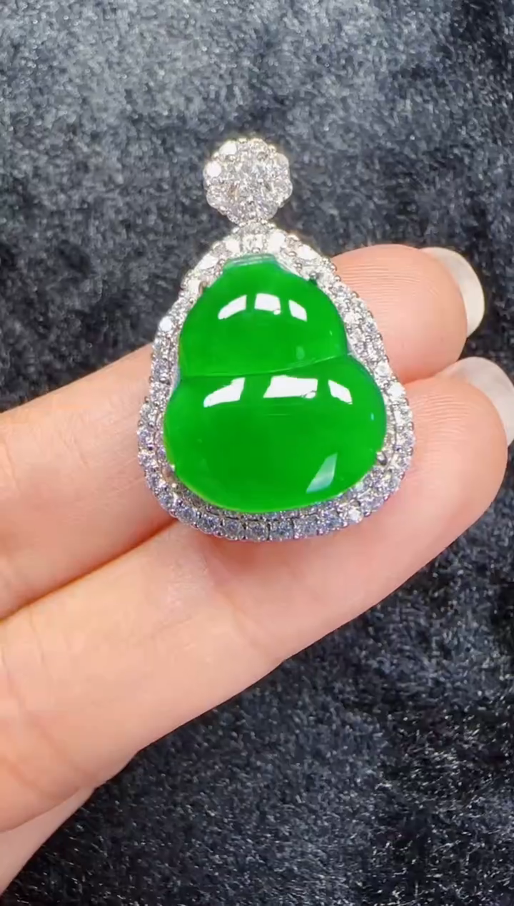 未镶嵌定制翡翠翡翠吊坠48