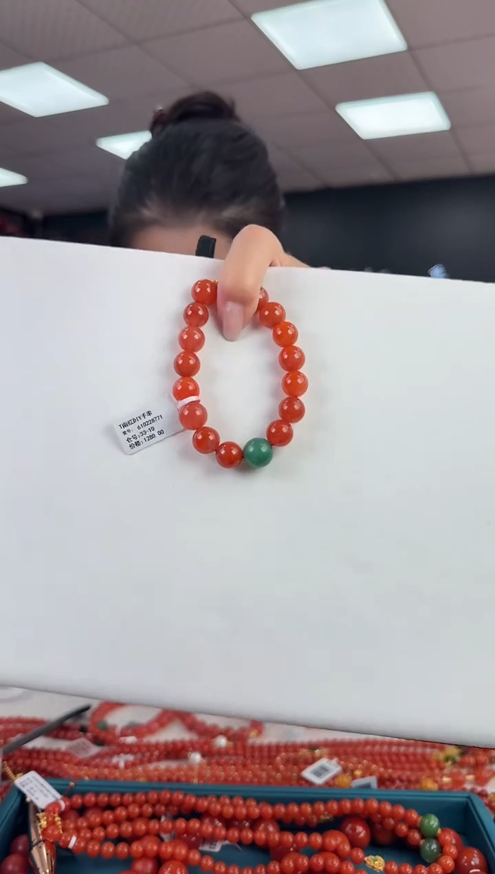 未镶嵌珠串南红玛瑙多样发其一/10/HS9610168